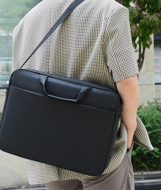 17 Inch Laptop Tote Bag